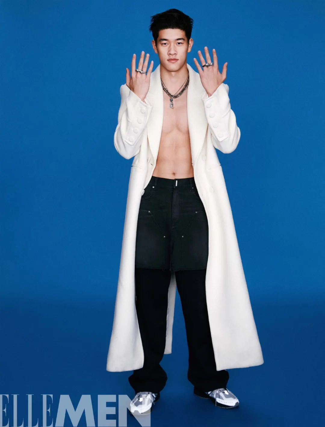 192cm 体育游泳男神，时尚模特气质登上封面