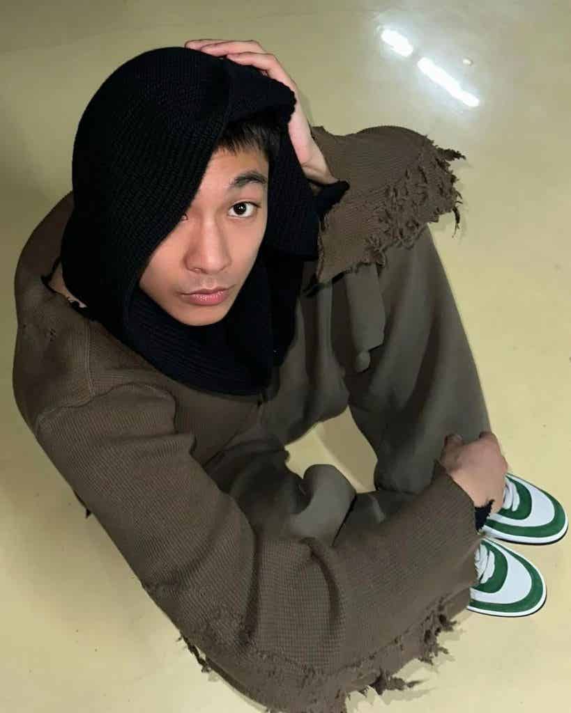 周迅疯 P 儿子性张力太强！寸头痞帅爷们谁不爱？