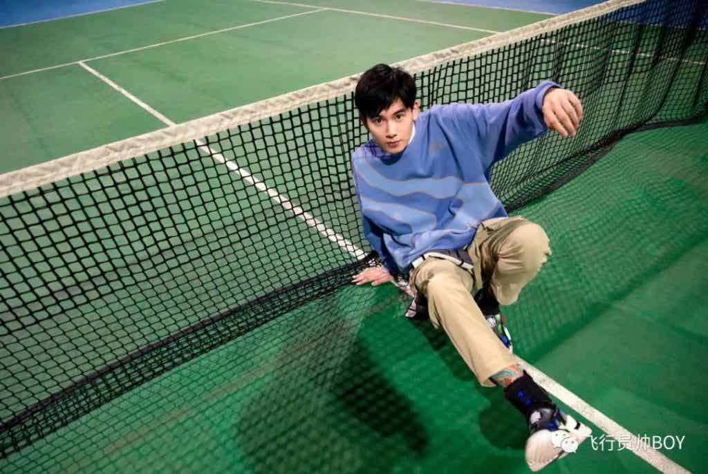 胡先煦新电影脱光光,跪着喊主人,乌尔善真会拍! 胡先煦新电影脱光光,跪着喊主人,乌尔善真会拍!