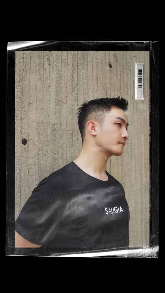 同一件 T 恤和内裤，21 位男生谁穿上会更胜一筹？