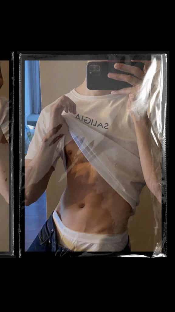 同一件 T 恤和内裤，21 位男生谁穿上会更胜一筹？