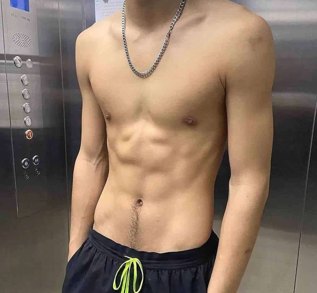 精瘦薄肌小哥哥，全面开启对你的诱惑！