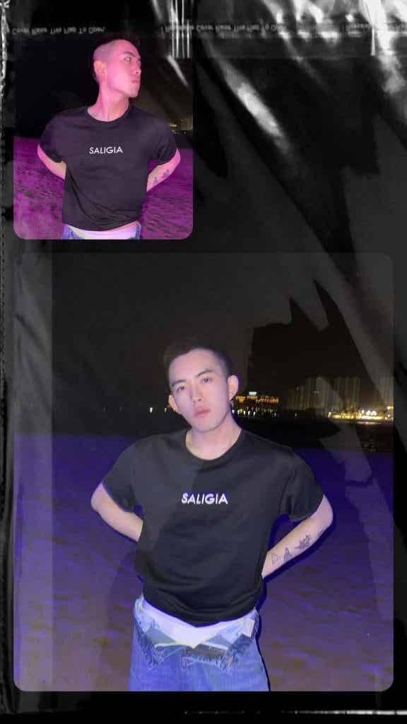 同一件 T 恤和内裤，21 位男生谁穿上会更胜一筹？