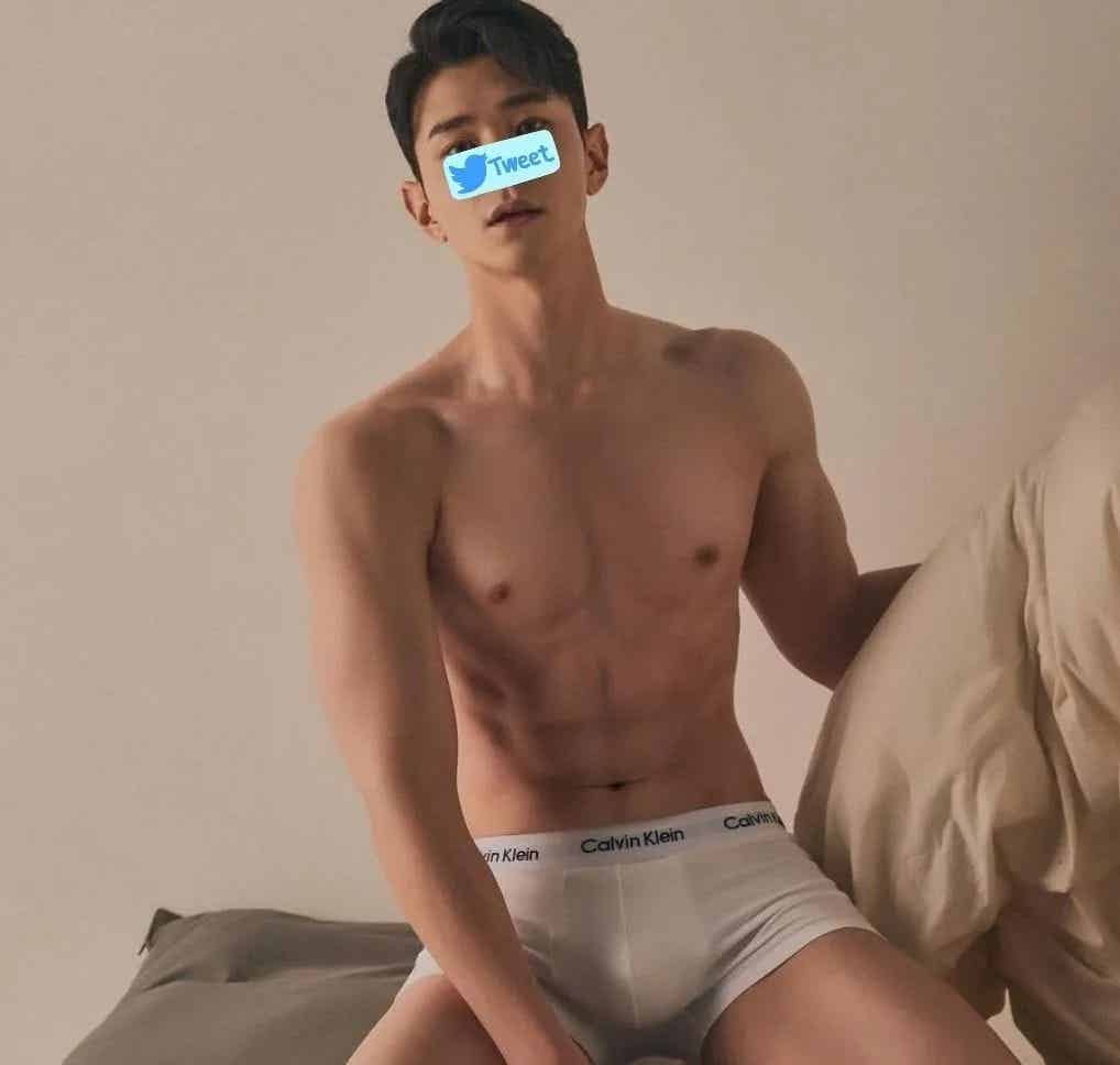 精瘦薄肌小哥哥，全面开启对你的诱惑！