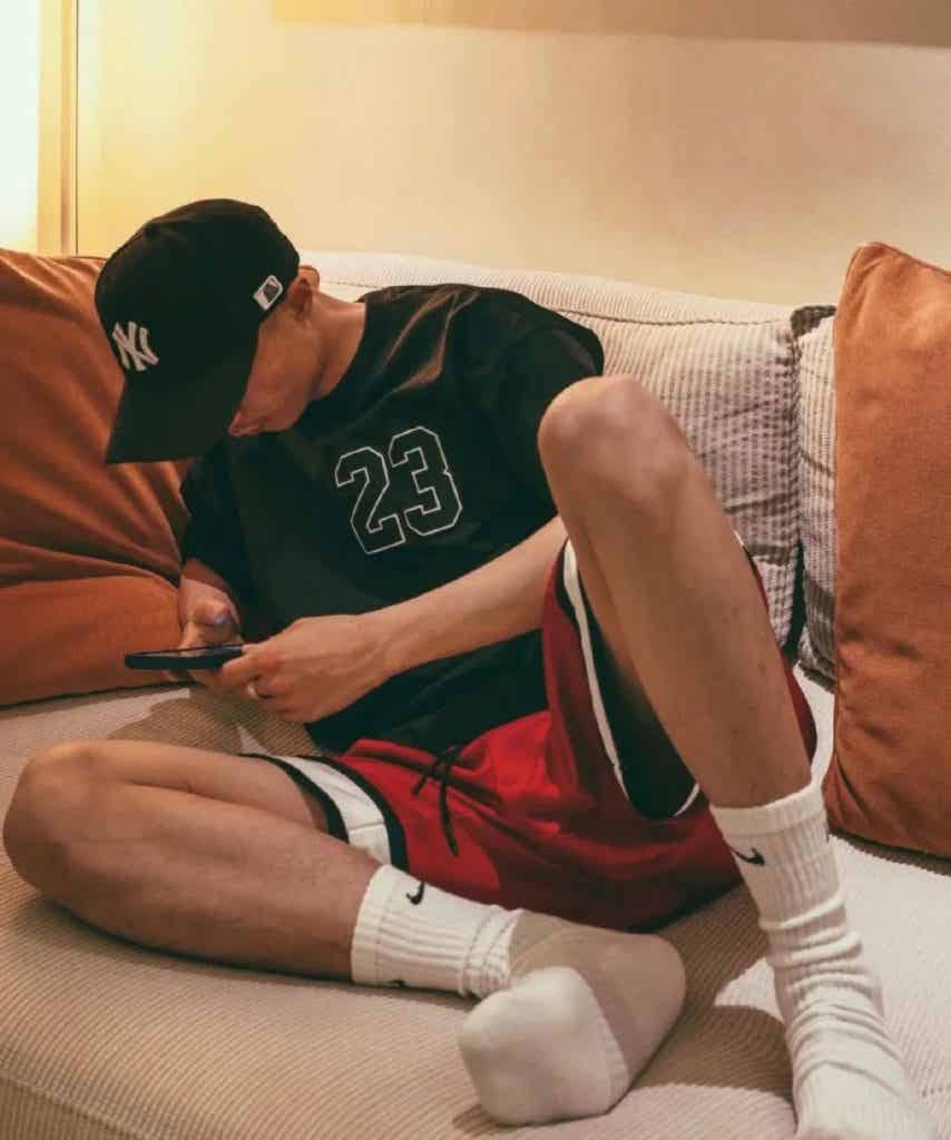 精瘦薄肌小哥哥，全面开启对你的诱惑！