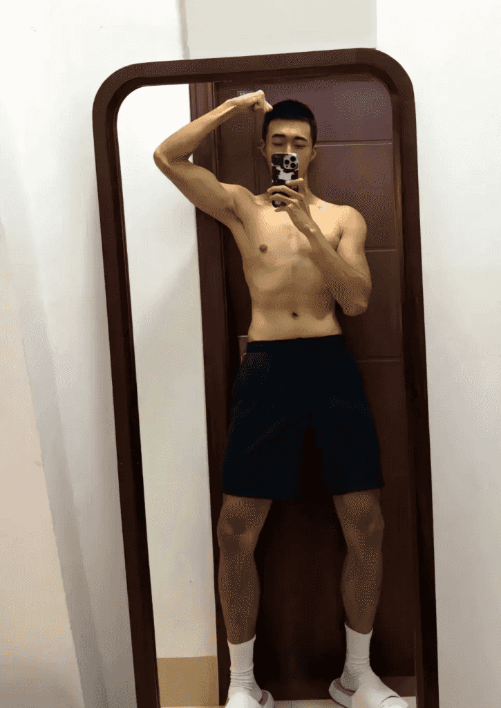 大长腿 192 浓毛体育生，直播白袜性感又迷人