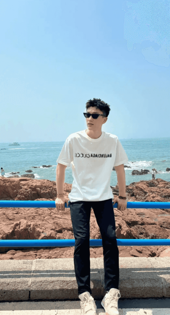 23 的山东大男孩，帅气如彬的体育生