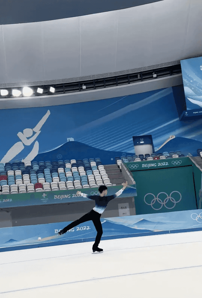 23 的山东大男孩，帅气如彬的体育生