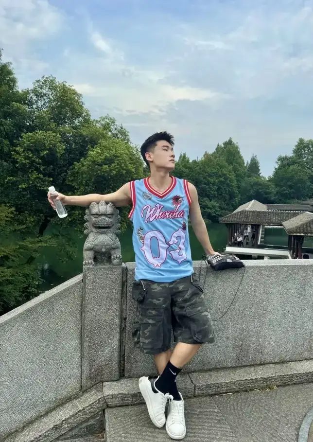 阳光足球少年,解开他的青春秘密 阳光足球少年,解开他的青春秘密