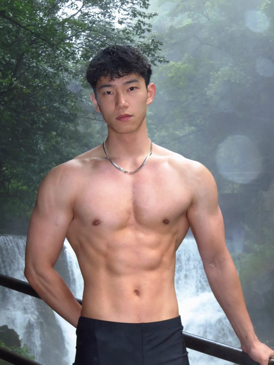 成都鲜肉 00 后直男肌肉完美身