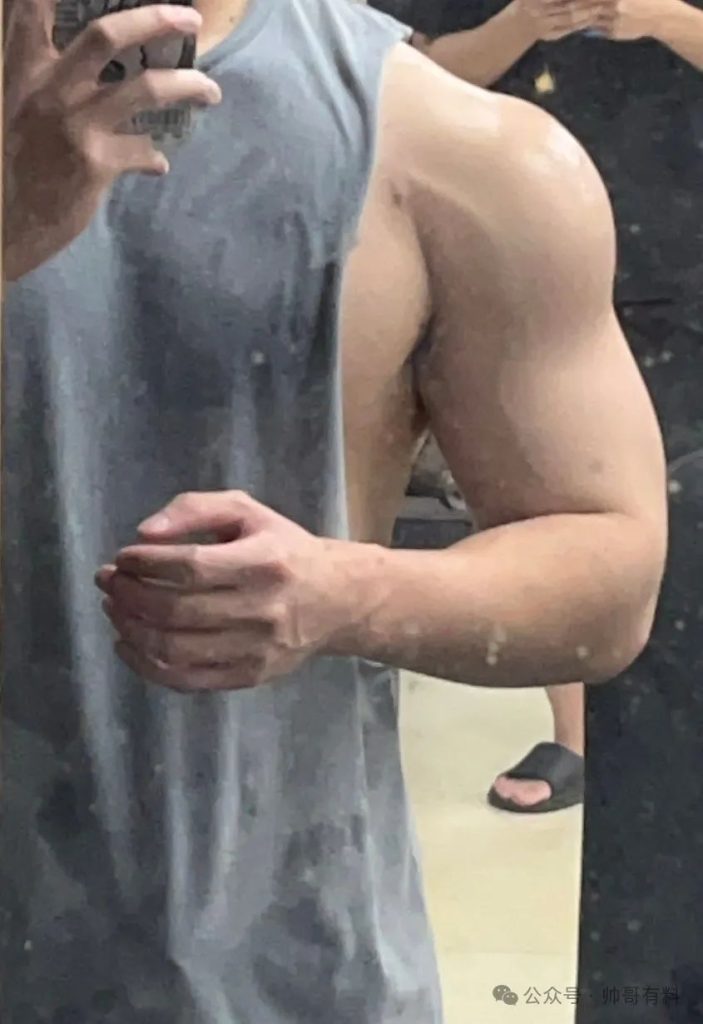 关注了六百多天的大胸帅哥,是时候揭开他的魅力面纱了 关注了六百多天的大胸帅哥,是时候揭开他的魅力面纱了