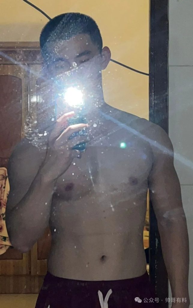 关注了六百多天的大胸帅哥,是时候揭开他的魅力面纱了 关注了六百多天的大胸帅哥,是时候揭开他的魅力面纱了