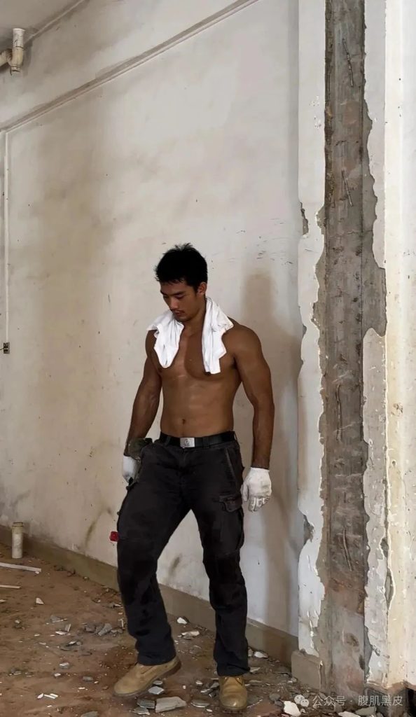 Man!性感黑皮肌肉民工 Man!性感黑皮肌肉民工