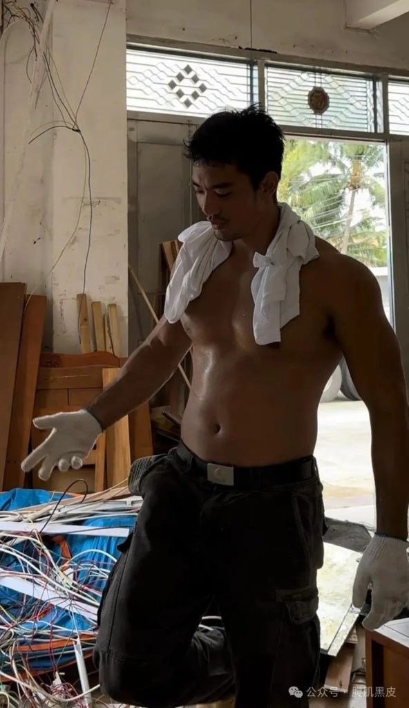 Man!性感黑皮肌肉民工 Man!性感黑皮肌肉民工