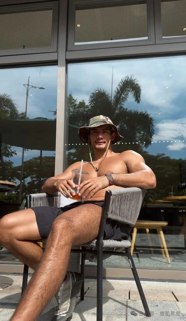 Man!性感黑皮肌肉民工 Man!性感黑皮肌肉民工