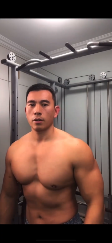 人夫感十足的重庆大叔,四十岁壮实男人你爱吗? 人夫感十足的重庆大叔,四十岁壮实男人你爱吗?