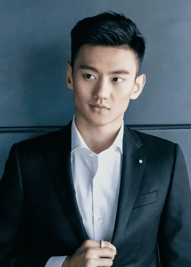  王昶, 杨鸣, 汪顺, 张翼祥, 宁泽涛, 张继科, 董力, 李嗣镕 11 位体坛帅哥颜值大比拼🥇