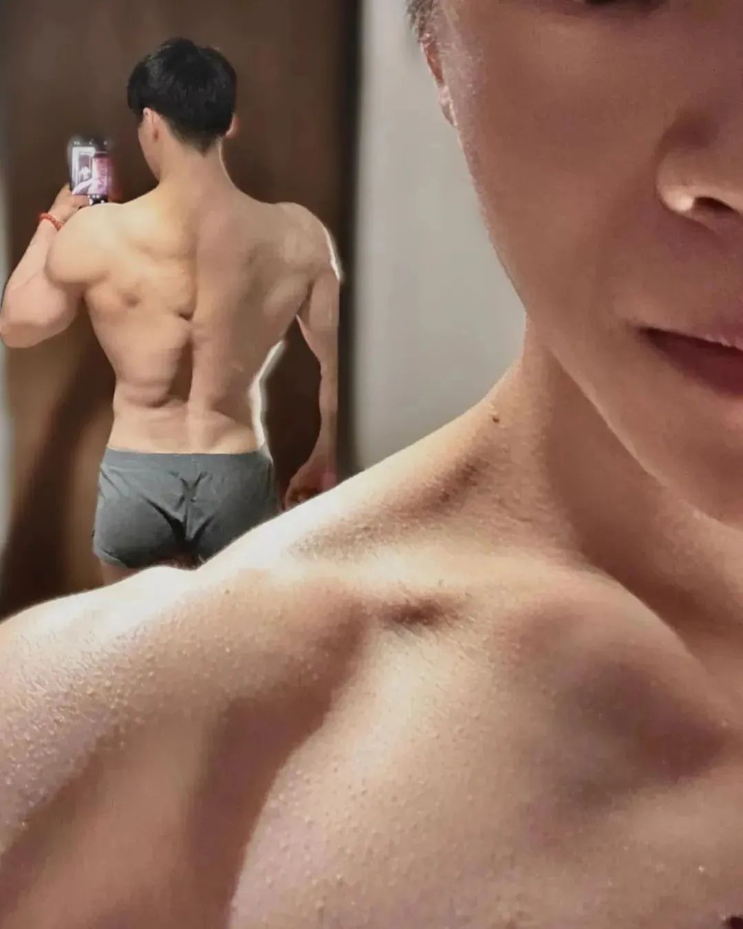 体操冠军张宏涛穿灰裤子照，这么强大你不看看？