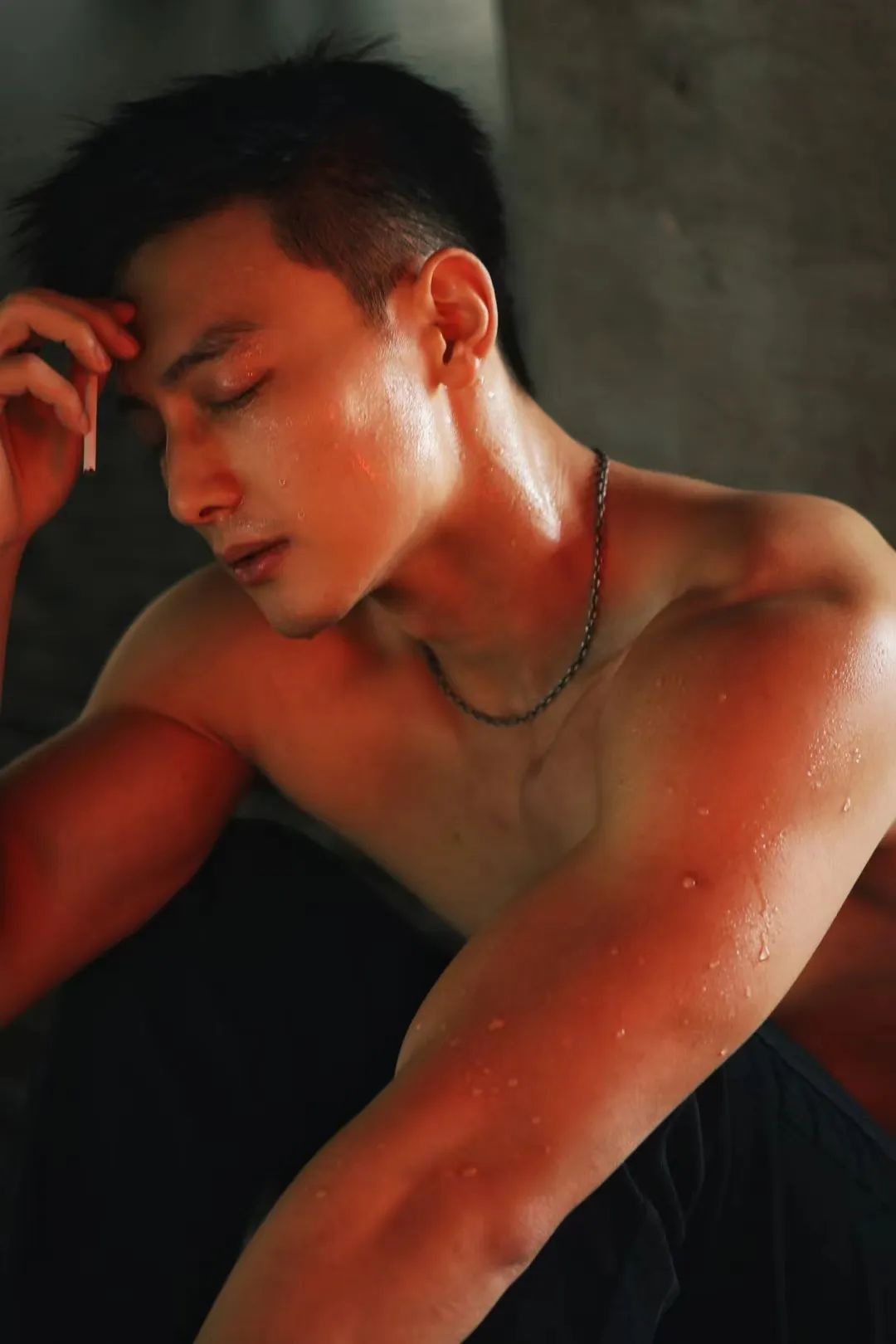185cm 大尺度小奶狗走红，飙升必吃榜 top3