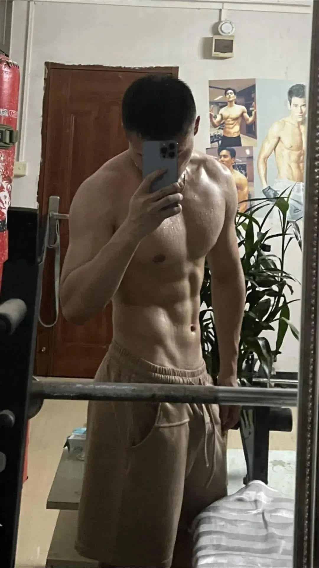 182CM 大汗淋漓的农村硬汉，喊你回家做他媳妇