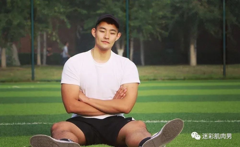 188CM 壮汉老师真魁梧呀！