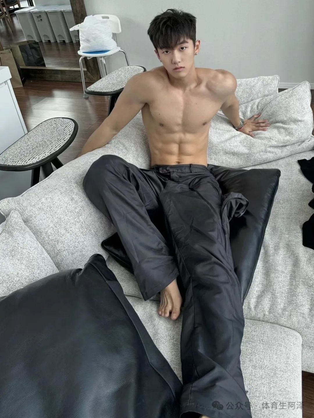 又一百万网红直男被采访，直男圈你们怎么了......