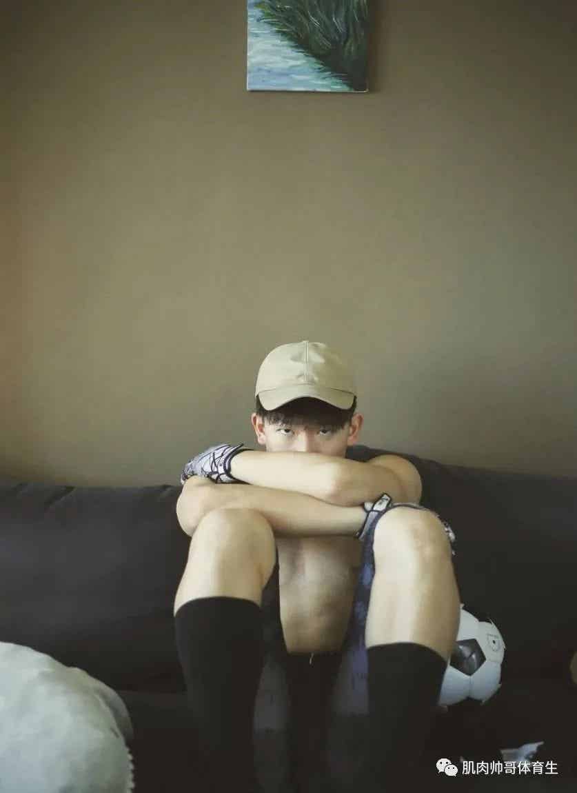 篮球体育生小哥哥，一枚肌肉小狼狗