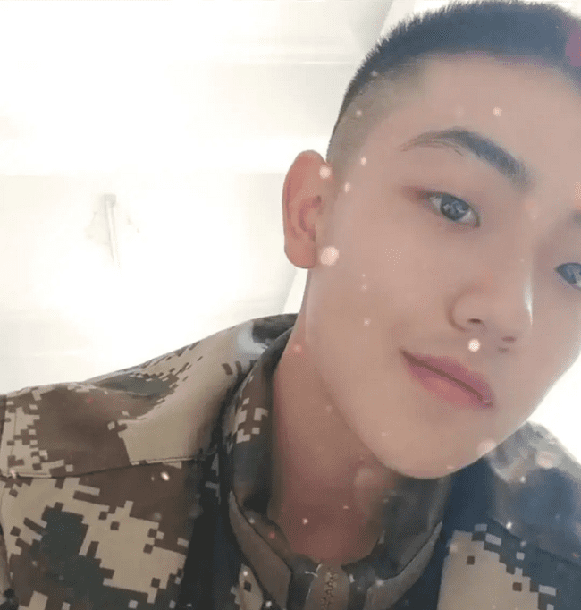 23 退伍兵哥哥，上海街头人见人爱 