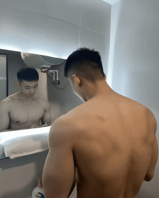 182cm 东北寸头爷们，想被他调教吗？
