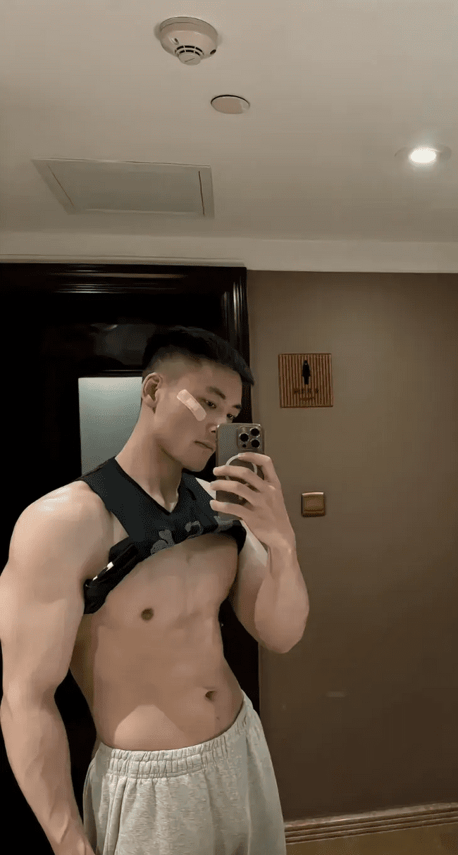 182cm 东北寸头爷们，想被他调教吗？