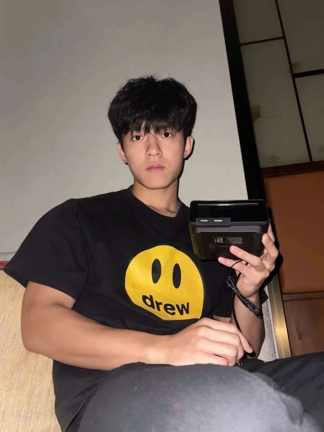篮球体育生走红，运动少年感十足