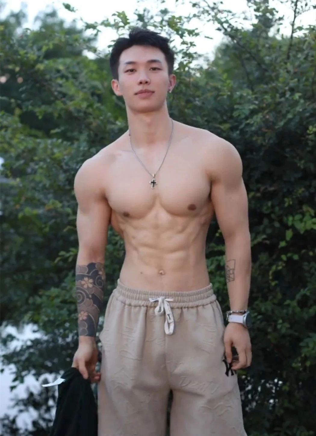 肌肉私教男菩萨，182cm 私底下竟然这样