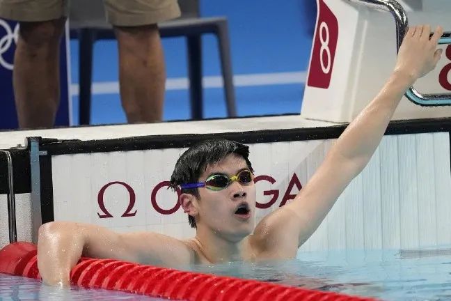 46 秒 40！潘展乐新晋实力泳坛大大大大男神！