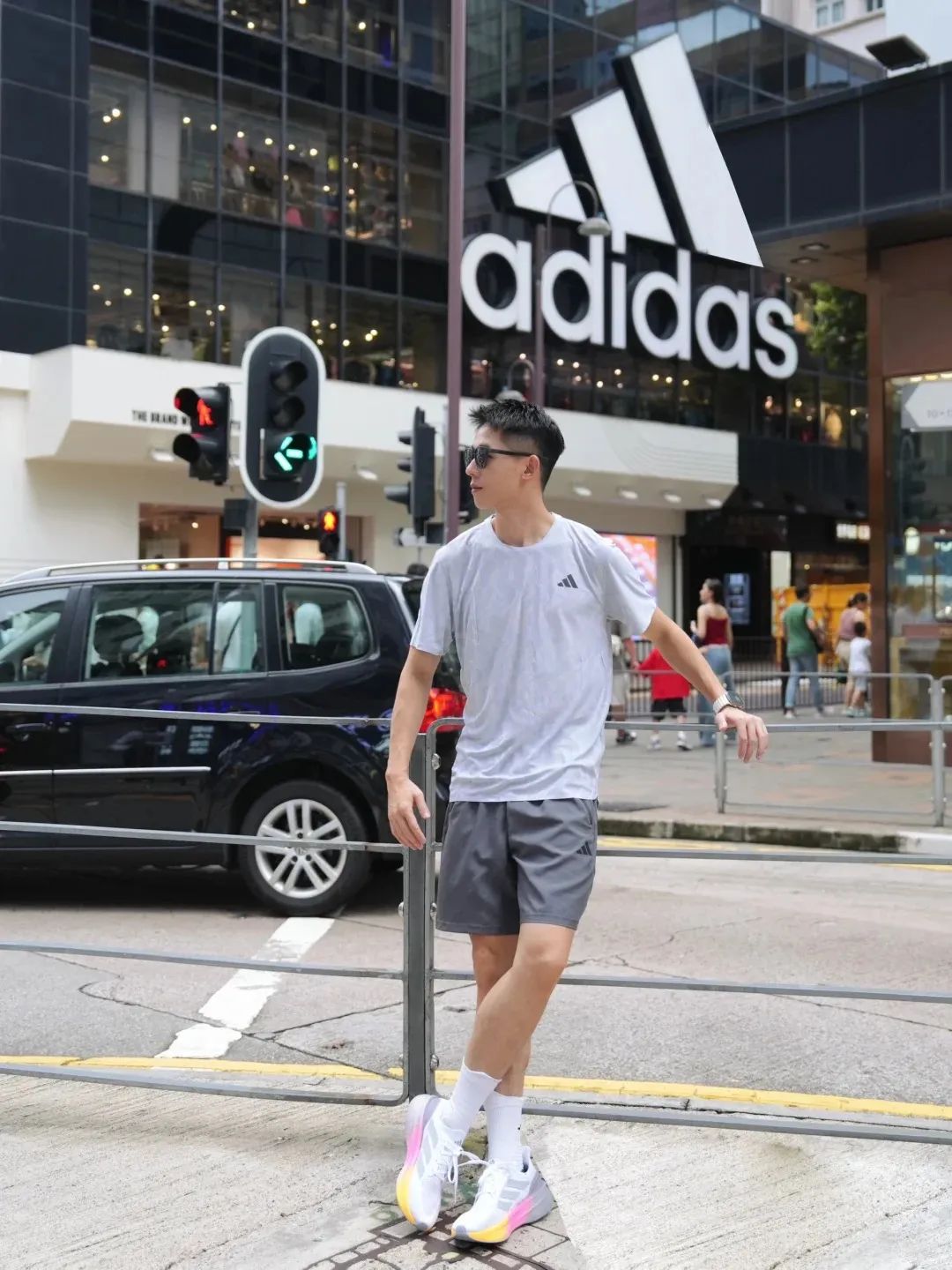 中国香港街头运动帅哥，靓丽风景线