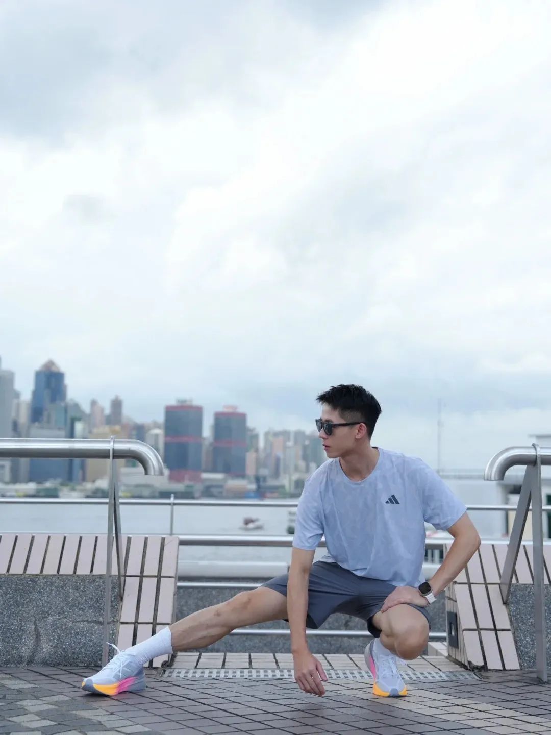 中国香港街头运动帅哥，靓丽风景线