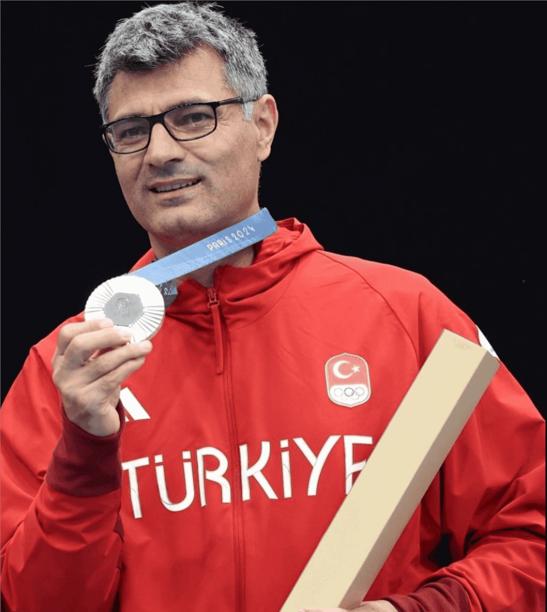 G 圈 Yusuf Dikec 大叔走红，被誉为“神枪手”