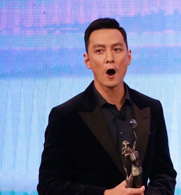 49 岁吴彦祖杂志硬照,荷尔蒙依旧爆棚 49 岁吴彦祖杂志硬照,荷尔蒙依旧爆棚