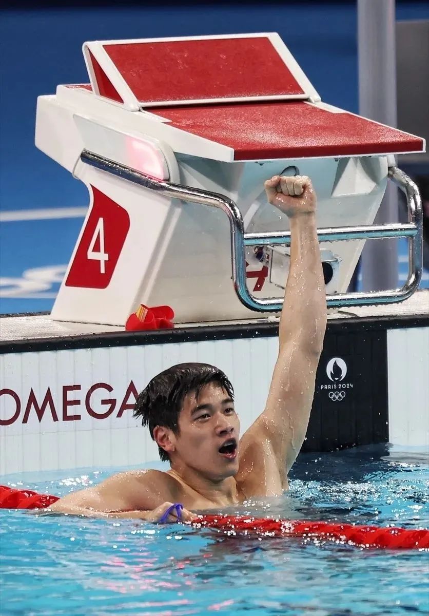 46 秒 40！潘展乐新晋实力泳坛大大大大男神！