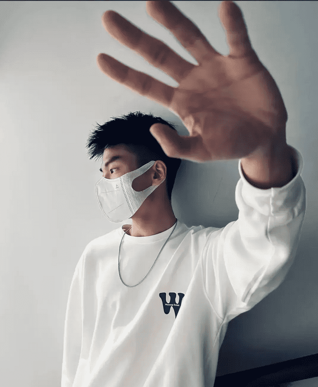  素颜也难掩帅气，摩羯小哥哥的顶级搭配秀 