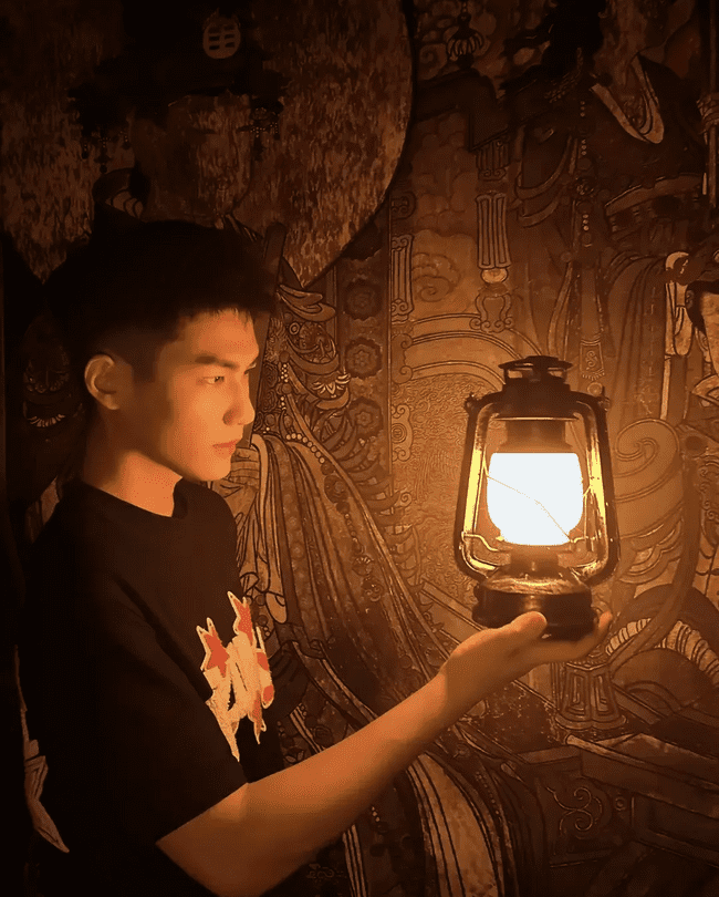  素颜也难掩帅气，摩羯小哥哥的顶级搭配秀 