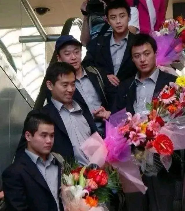 国乒天团帅哥教练们，年轻时有多绝？