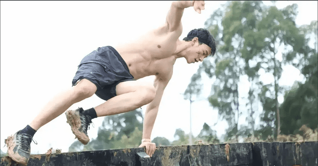 成都 00 后直男肌肉男神,日常身材太硬了! 成都 00 后直男肌肉男神,日常身材太硬了!