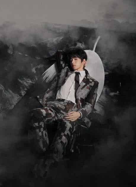 刘耀文百花奖西装造型，帅到你了吗？