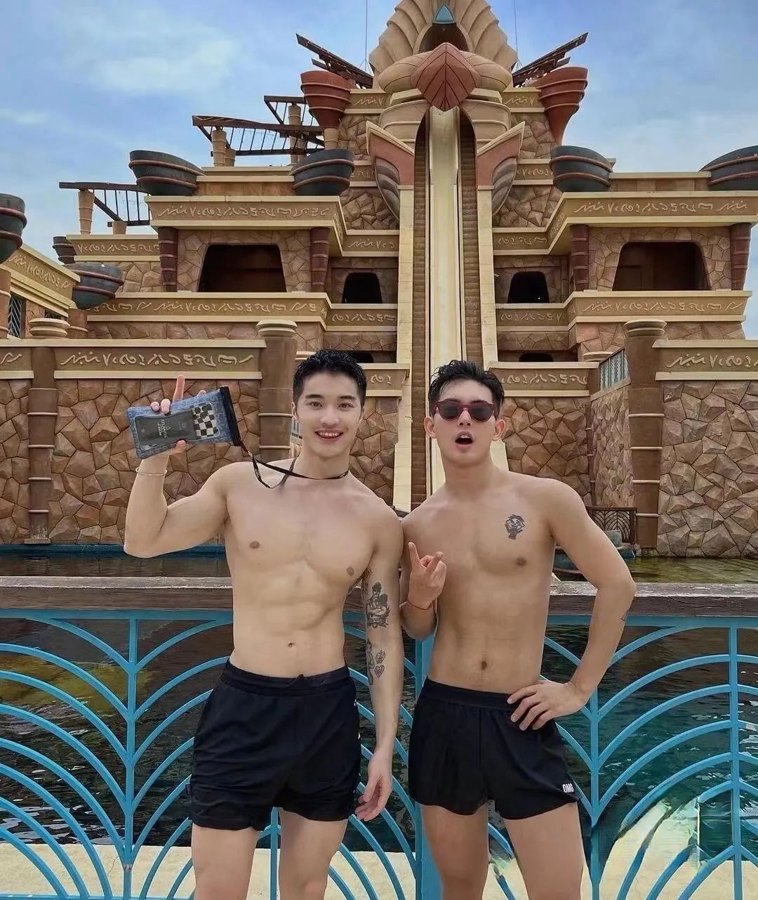  樊野的肌肉男友被曝出，也是个名媛 