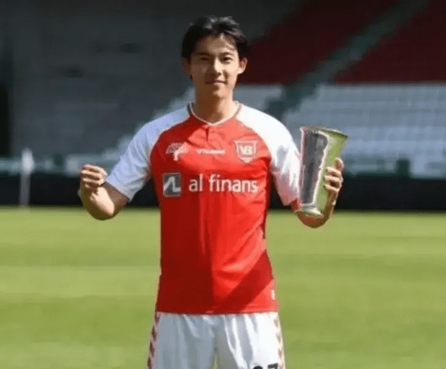  王昶, 杨鸣, 汪顺, 张翼祥, 宁泽涛, 张继科, 董力, 李嗣镕 11 位体坛帅哥颜值大比拼🥇
