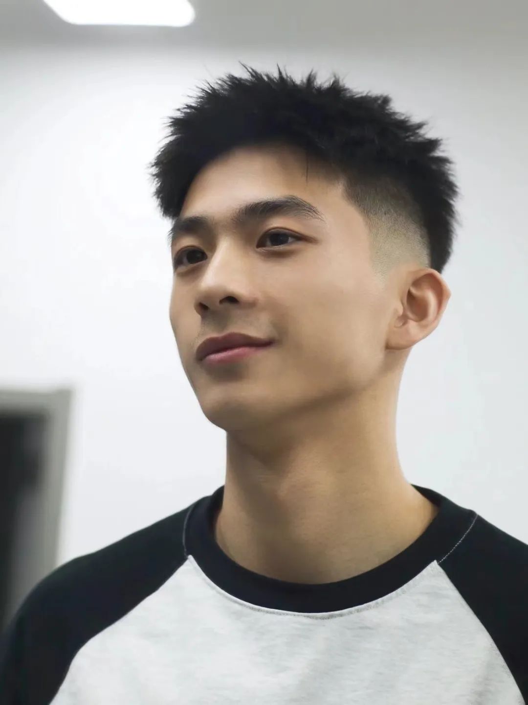 186cm 小鲜肉颜值绝了，长腿小奶狗的理想男友 