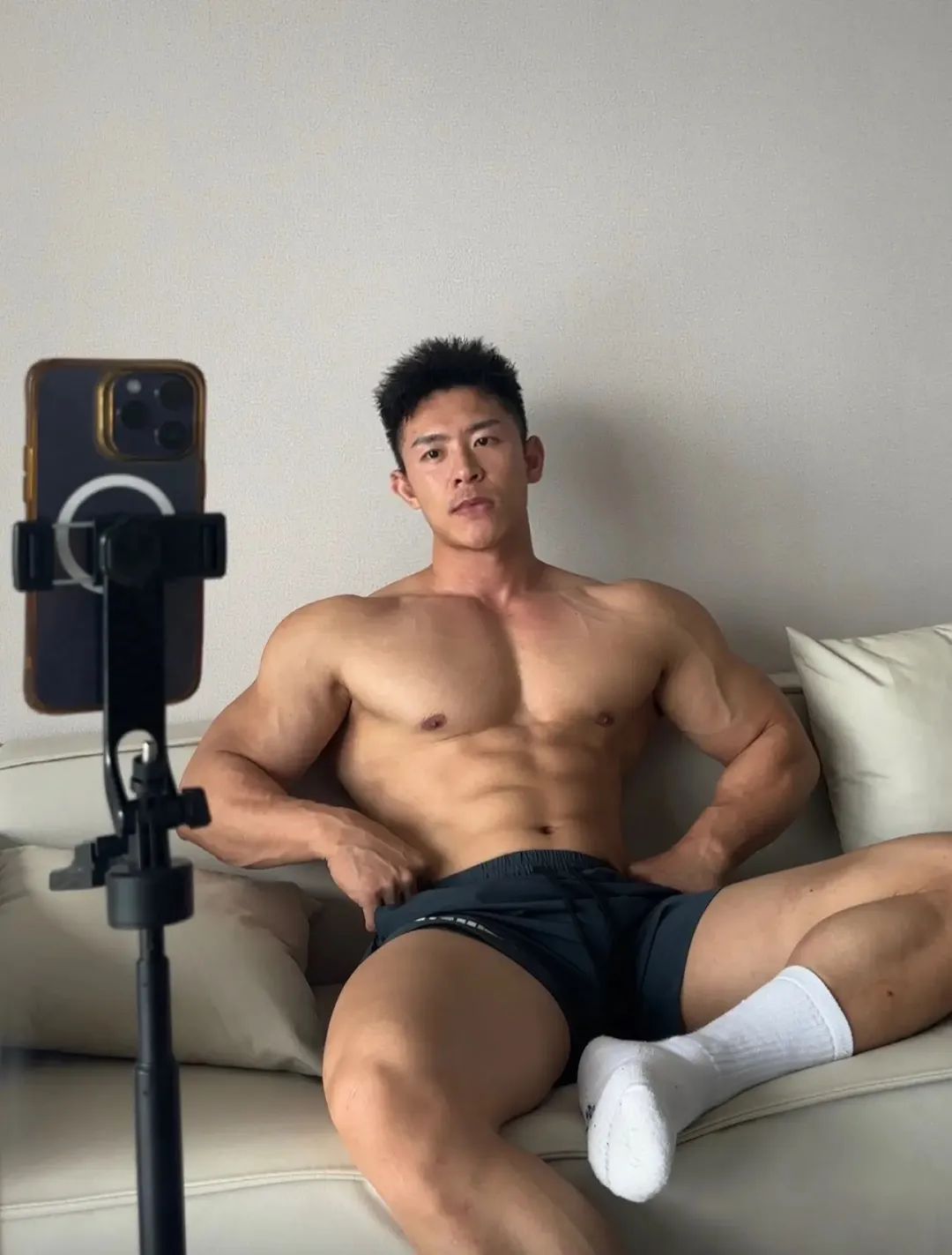 重庆肌肉男,被偷摸着采访录屏了!!! 重庆肌肉男,被偷摸着采访录屏了!!!