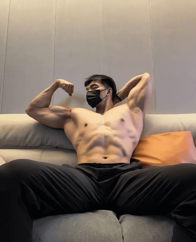 185cm 粗壮麒麟臂老攻，把你抱起来！