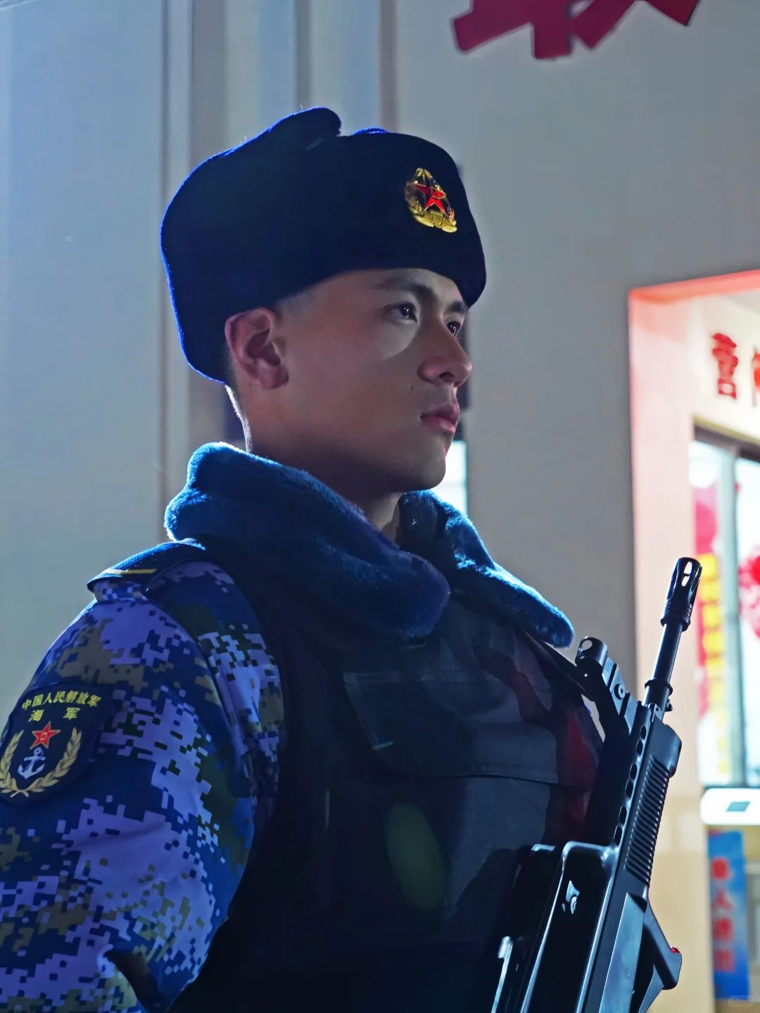 辽宁 190CM 寸头退役兵哥自拍，胸毛长得也太旺盛了！