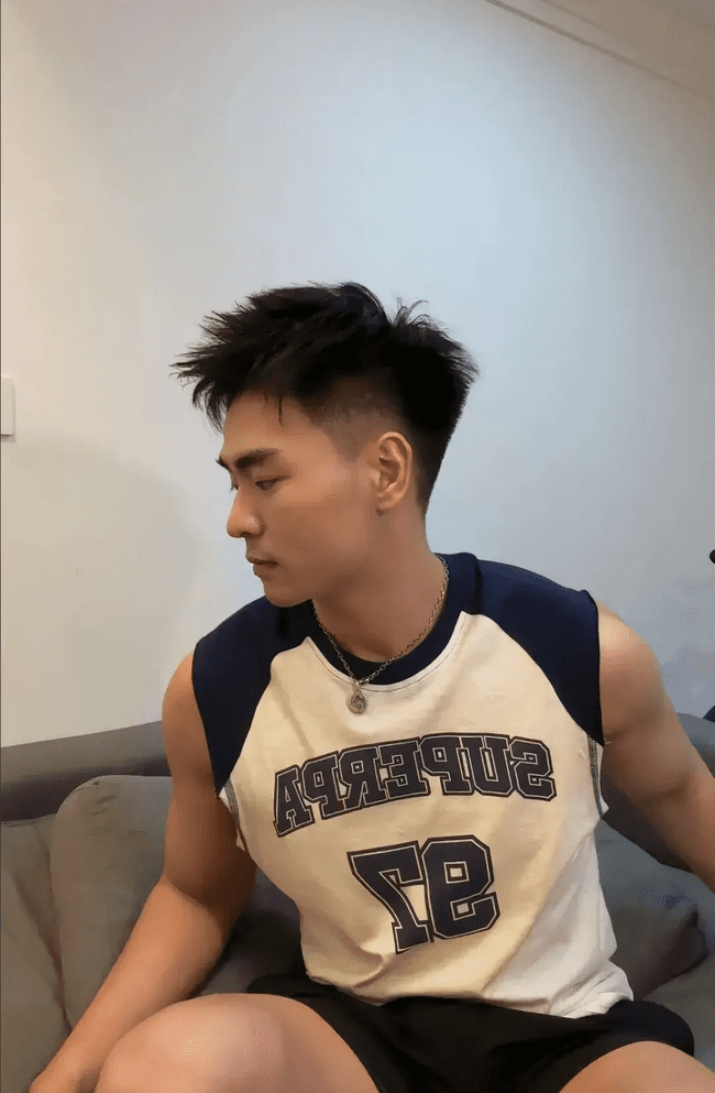 185 的脂包肌帅哥，迷人的男人味让人流口水！